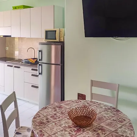 Stunning In Senj With Kitchen Apartament Senj (Lika-Senj)