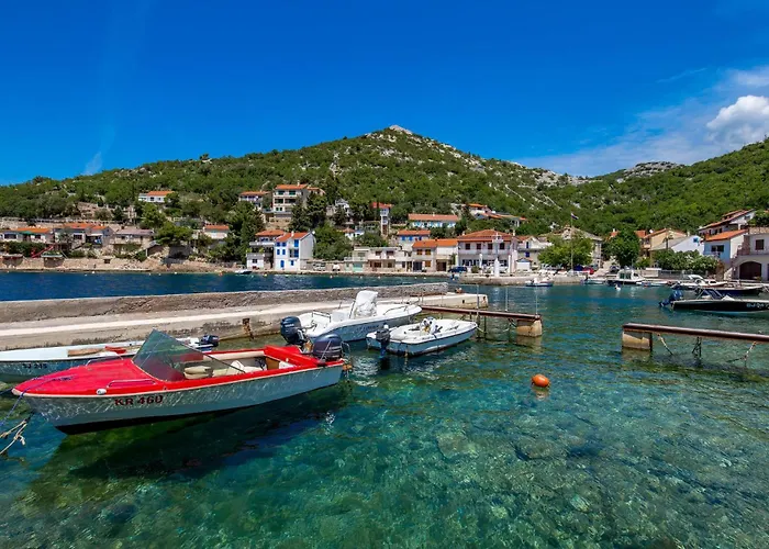 Stunning In Senj With Kitchen Appartamento
