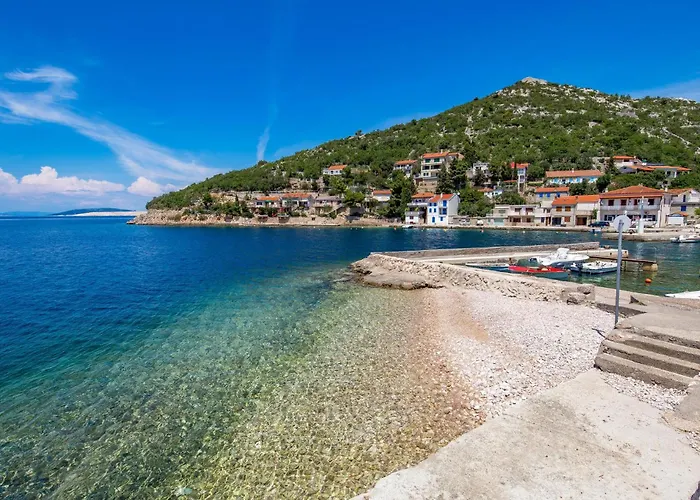 Appartement Stunning In Senj With Kitchen