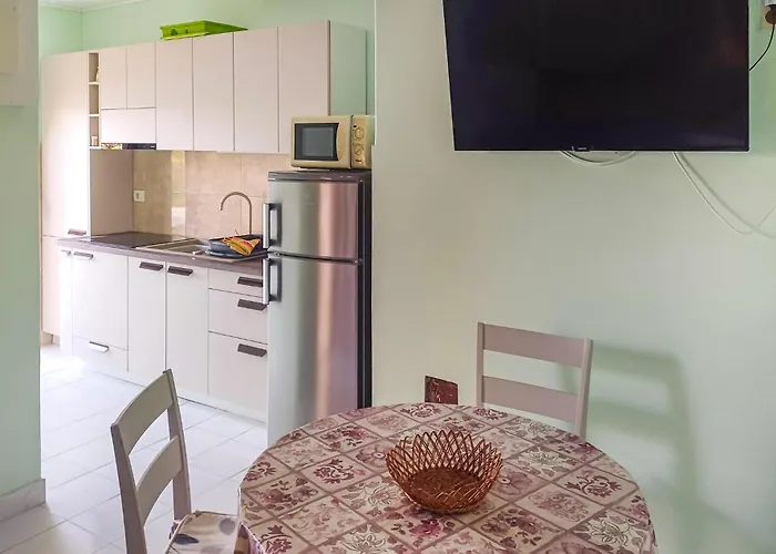 Stunning In Senj With Kitchen Appartamento Senj (Lika-Senj)